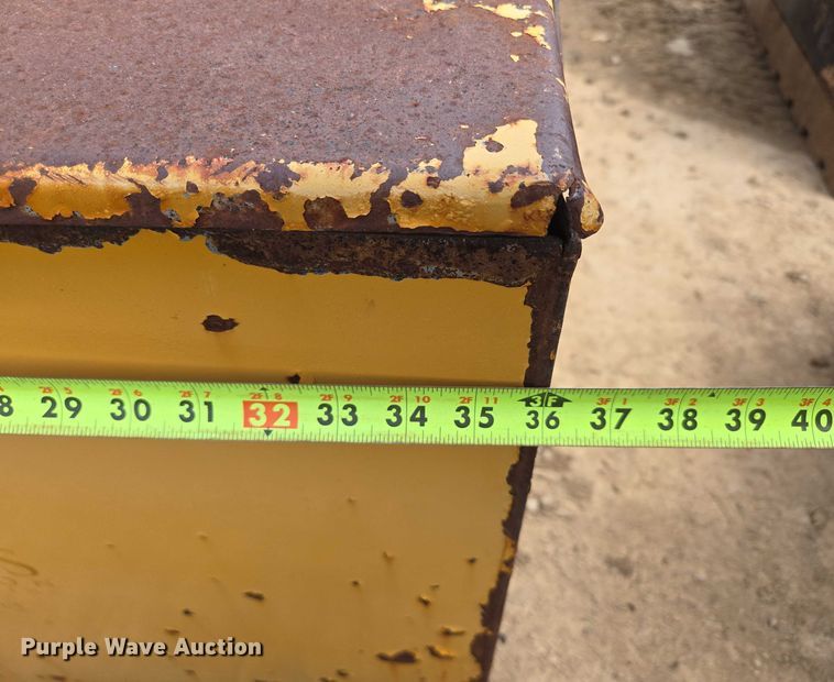 image for item EN3723 Truck parts