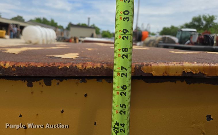 image for item EN3723 Truck parts