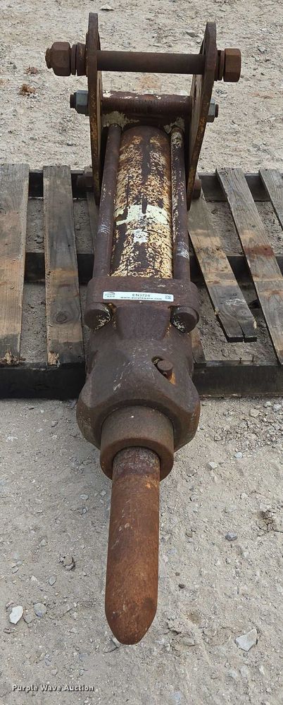 image for item EN3724 Kent breaker