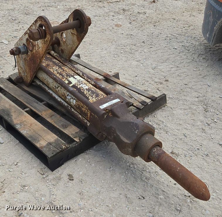 image for item EN3724 Kent breaker