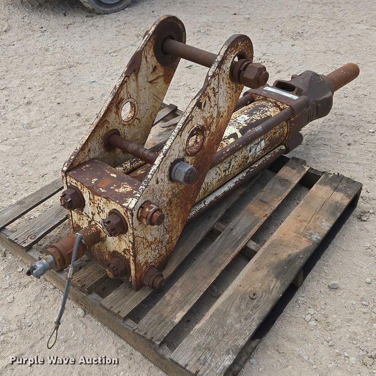 image for item EN3724 Kent breaker