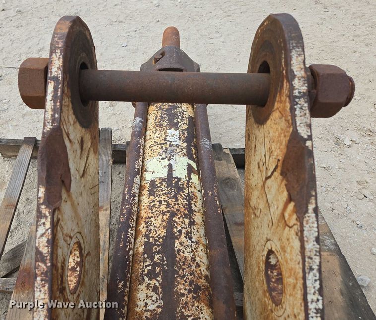 image for item EN3724 Kent breaker