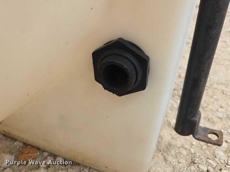 image for item EN3725 Water tank