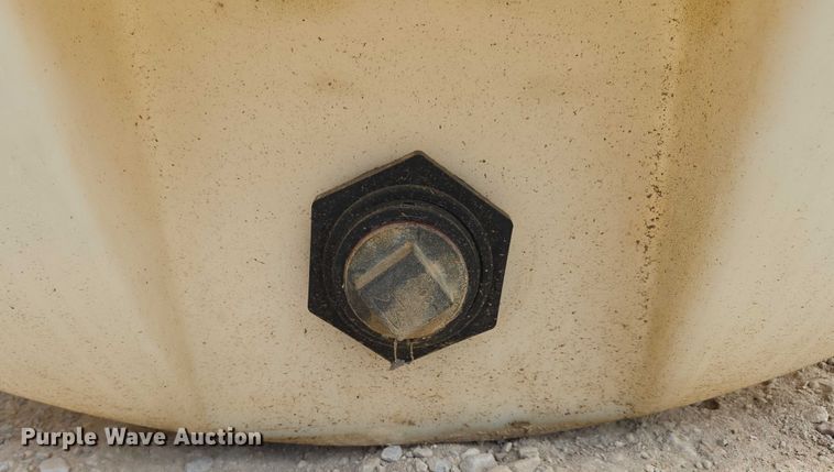 image for item EN3725 Water tank