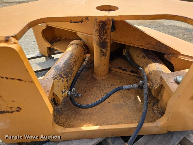 image for item EN3728 Case backfill blade mounting bracket