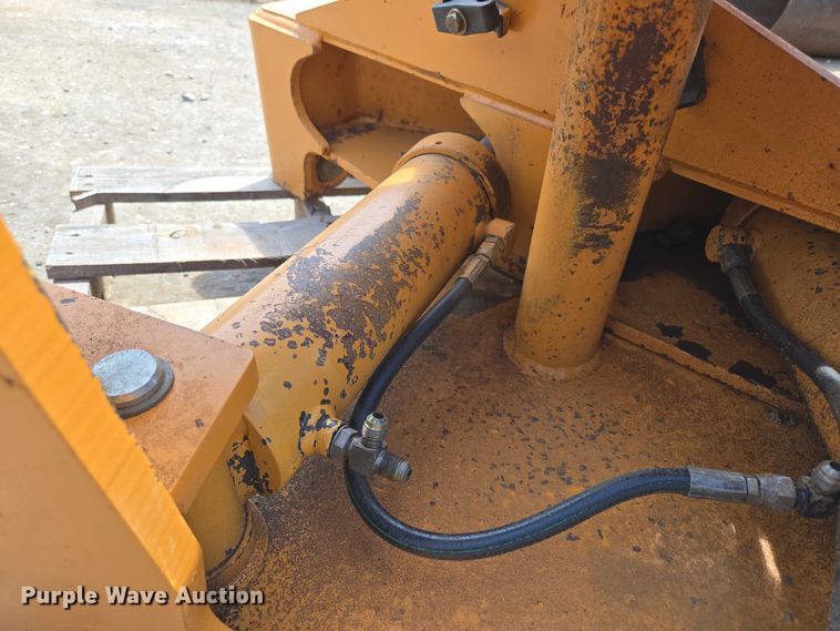 image for item EN3728 Case backfill blade mounting bracket