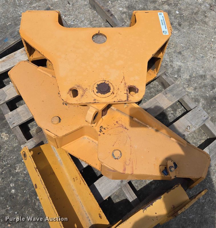 image for item EN3728 Case backfill blade mounting bracket