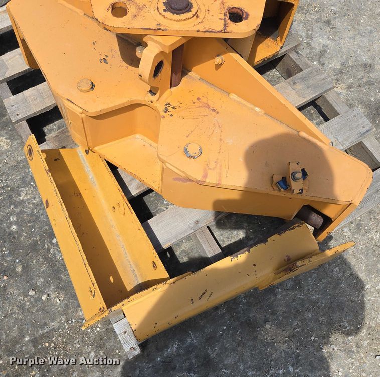 image for item EN3728 Case backfill blade mounting bracket