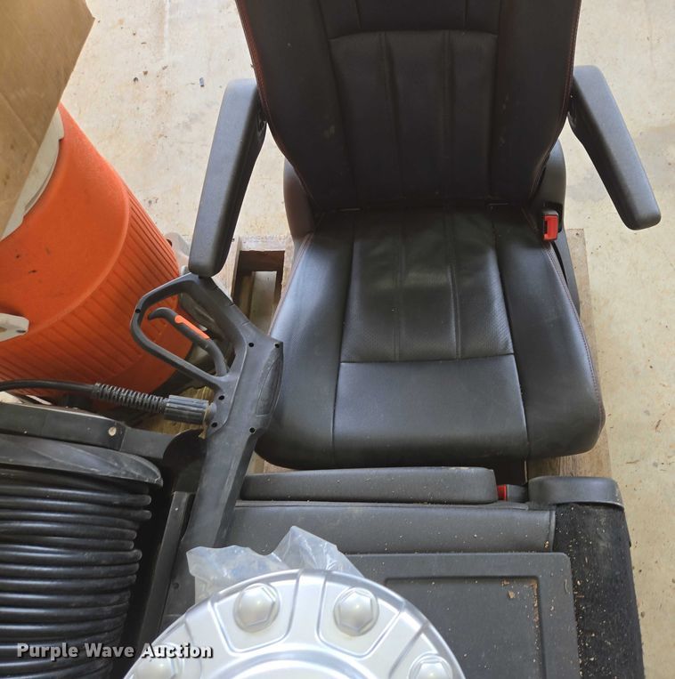 image for item EN3748 Automotive parts