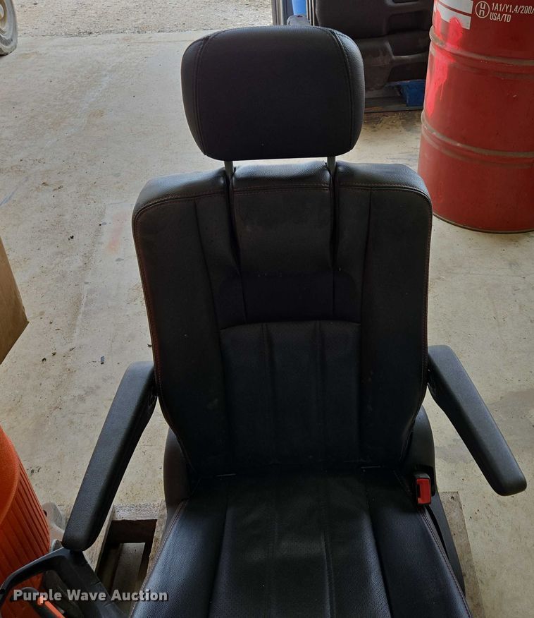 image for item EN3748 Automotive parts