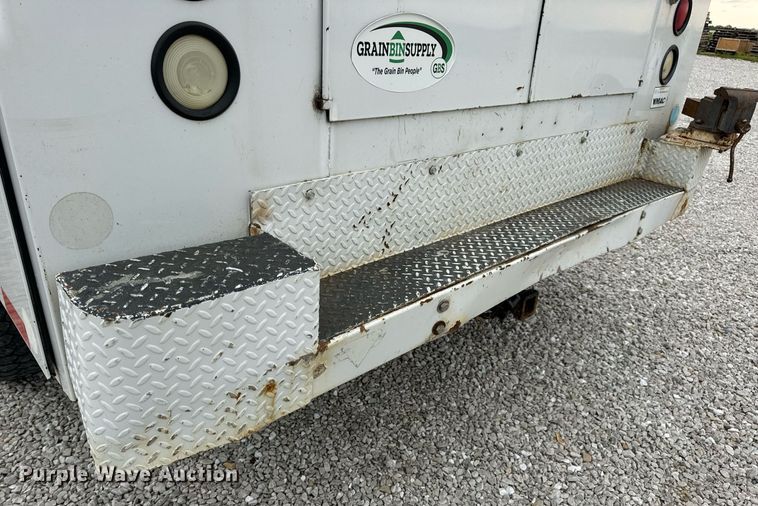 image for item EN4533 2006 Ford F550 Super Duty utility / service truck