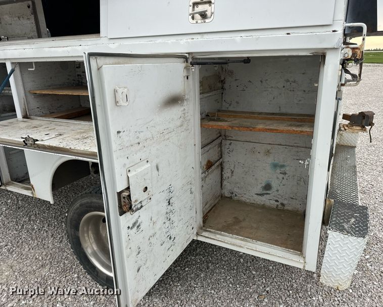 image for item EN4533 2006 Ford F550 Super Duty utility / service truck