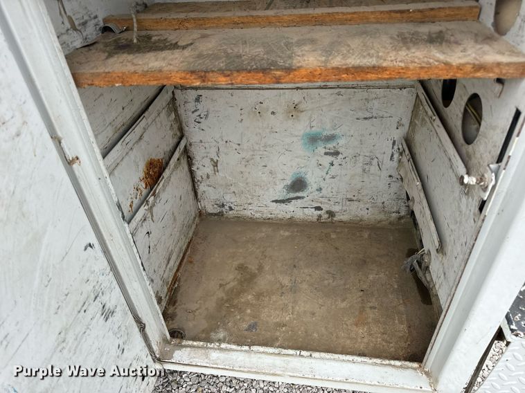 image for item EN4533 2006 Ford F550 Super Duty utility / service truck