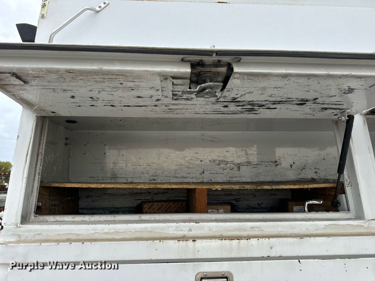 image for item EN4533 2006 Ford F550 Super Duty utility / service truck