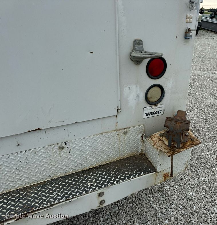 image for item EN4533 2006 Ford F550 Super Duty utility / service truck