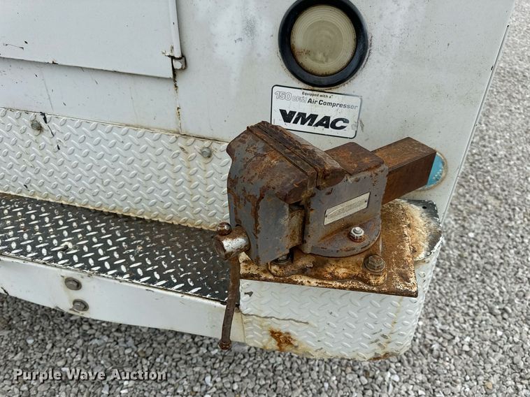 image for item EN4533 2006 Ford F550 Super Duty utility / service truck