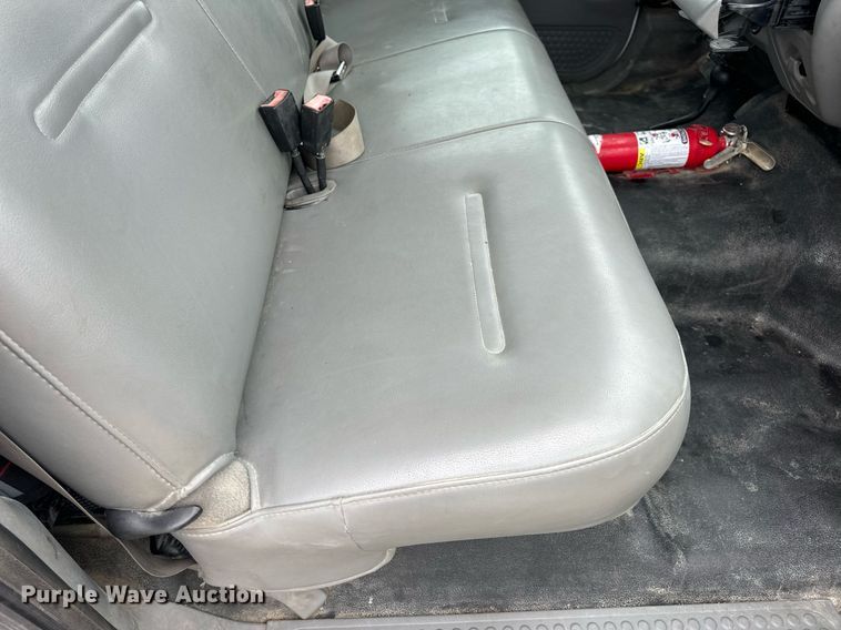 image for item EN4533 2006 Ford F550 Super Duty utility / service truck