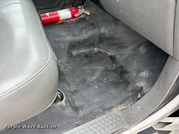 image for item EN4533 2006 Ford F550 Super Duty utility / service truck