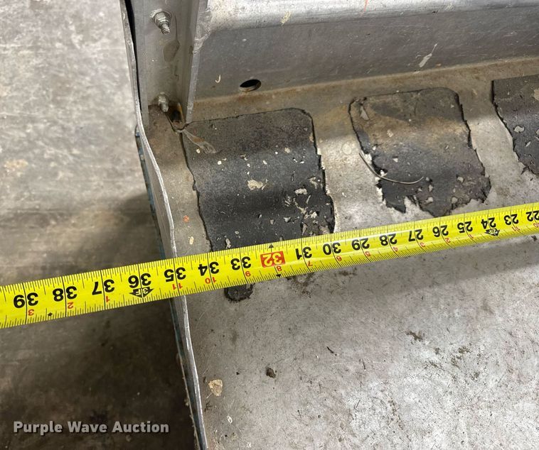 image for item EN4541 2012 Genie GR-20 vertical lift