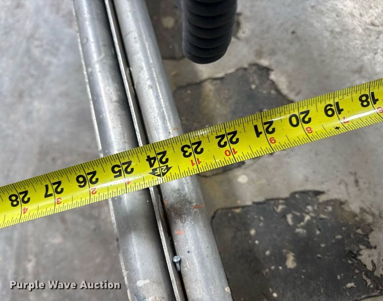 image for item EN4541 2012 Genie GR-20 vertical lift