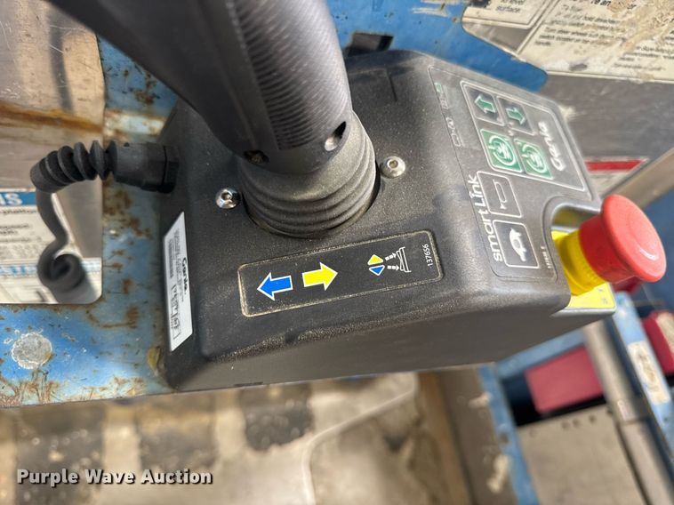 image for item EN4541 2012 Genie GR-20 vertical lift