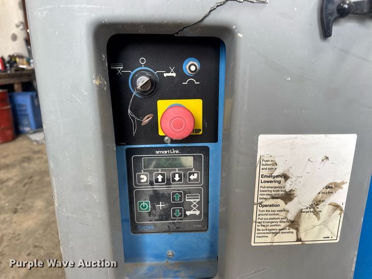 image for item EN4541 2012 Genie GR-20 vertical lift