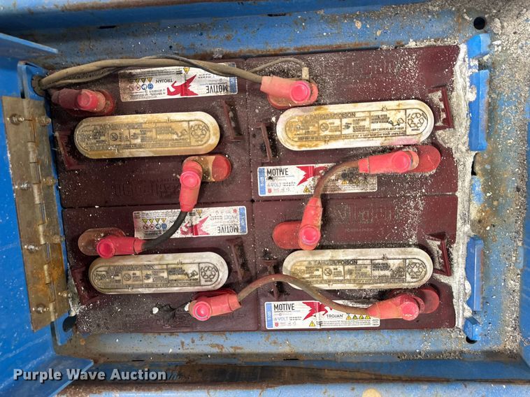 image for item EN4541 2012 Genie GR-20 vertical lift