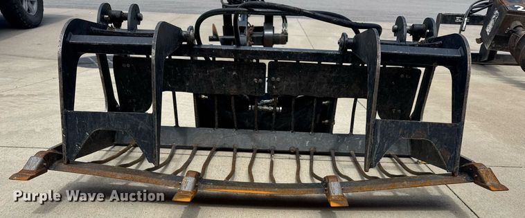 image for item EN4543 Compact utility loader grapple bucket