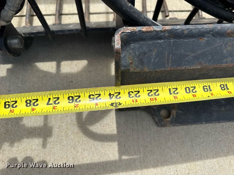 image for item EN4543 Compact utility loader grapple bucket