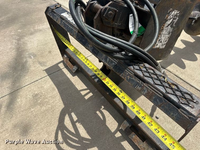 image for item EN4545 Edge 1650CL skid steer auger bucket