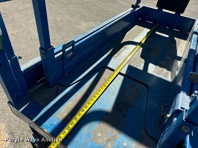 image for item EN5142 2016 Genie GS-1930 scissor lift