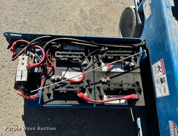 image for item EN5142 2016 Genie GS-1930 scissor lift