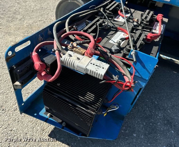 image for item EN5142 2016 Genie GS-1930 scissor lift