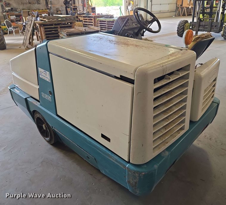 image for item EN8963 Tennant 355 sweeper