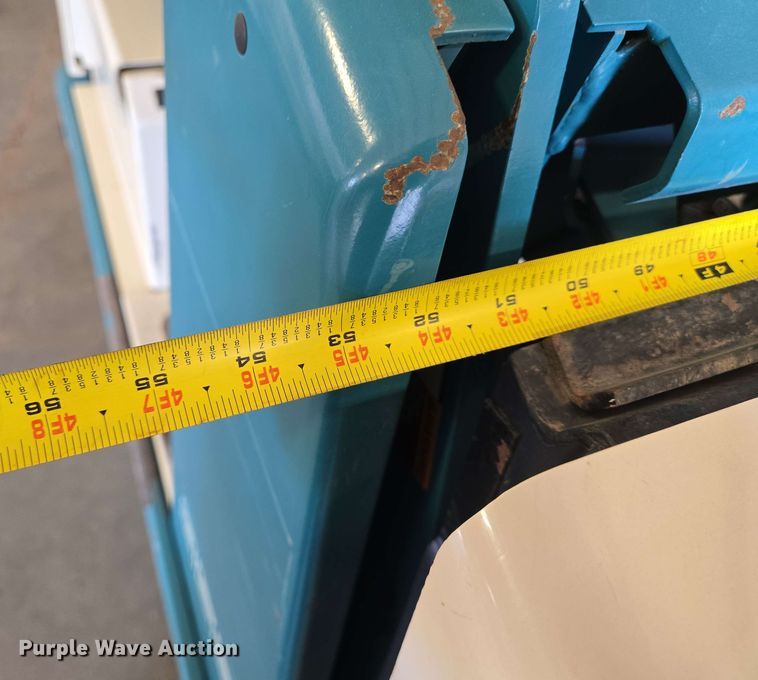 image for item EN8963 Tennant 355 sweeper