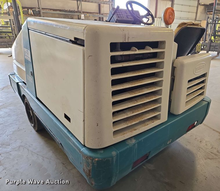 image for item EN8963 Tennant 355 sweeper