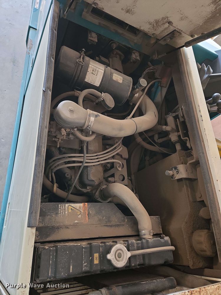 image for item EN8963 Tennant 355 sweeper