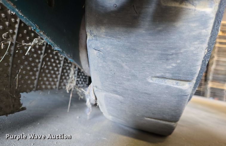 image for item EN8963 Tennant 355 sweeper