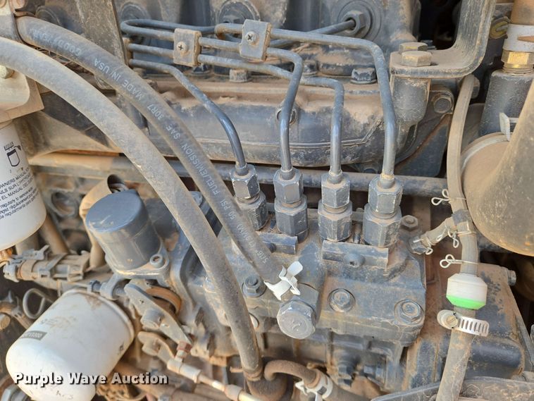 image for item EN8975 2007 Bobcat  S250 skid steer loader