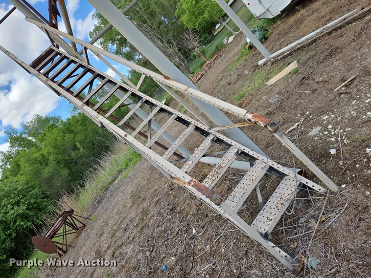 image for item EN8980 Grain bin