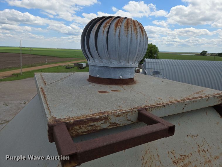 image for item EN8980 Grain bin