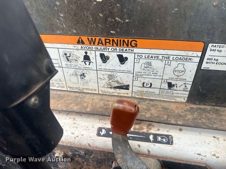 image for item EQ1407 2003 Bobcat S185 skid steer loader