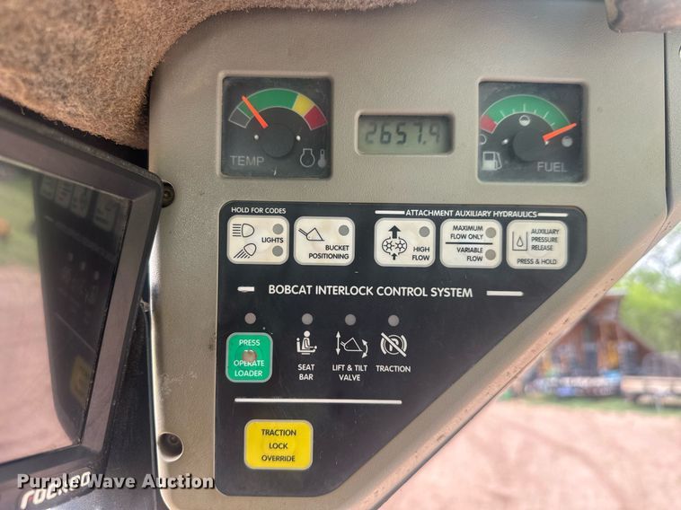 image for item EQ1407 2003 Bobcat S185 skid steer loader