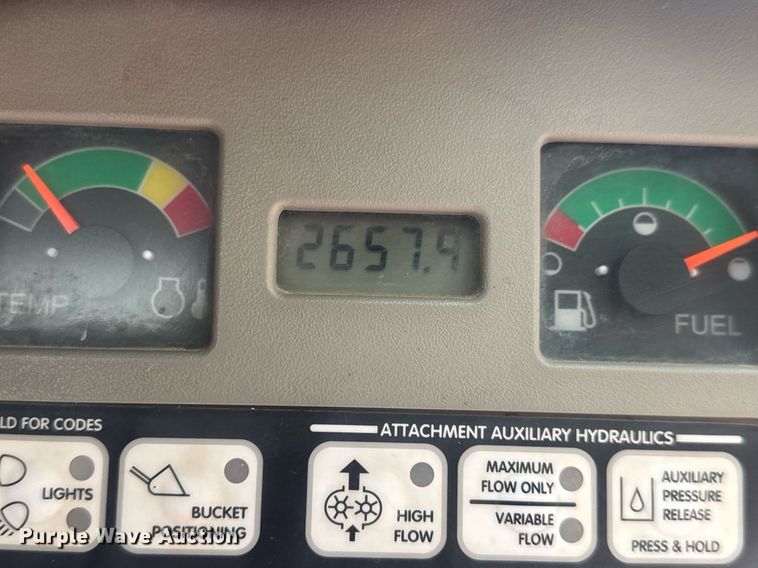 image for item EQ1407 2003 Bobcat S185 skid steer loader