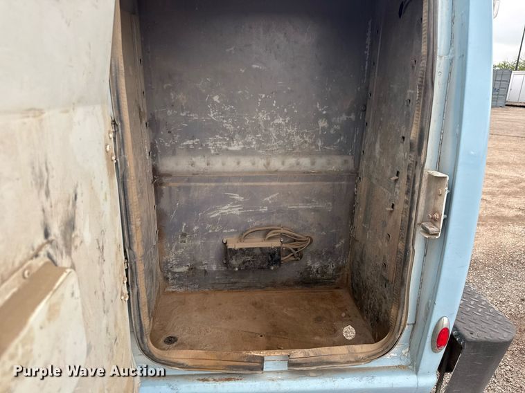 image for item EQ1419 2015 Dodge  Ram 5500 utility / service truck