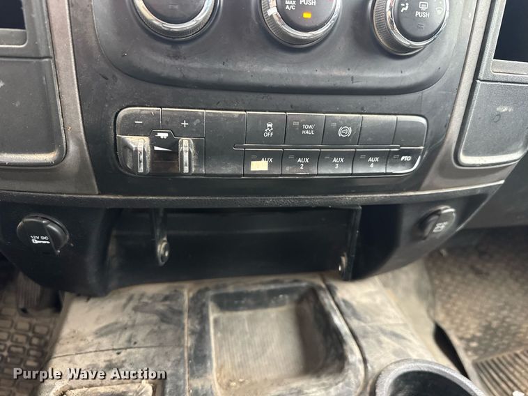 image for item EQ1419 2015 Dodge  Ram 5500 utility / service truck