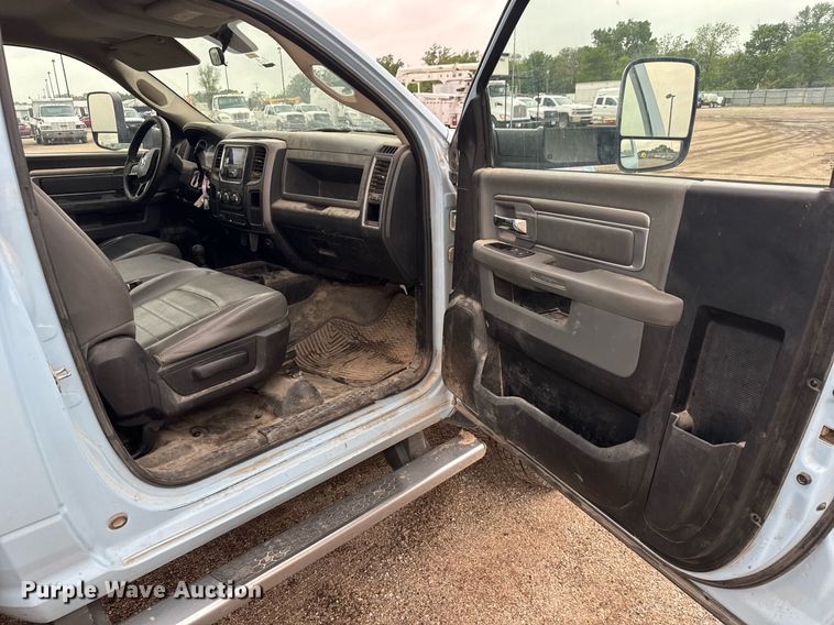 image for item EQ1419 2015 Dodge  Ram 5500 utility / service truck