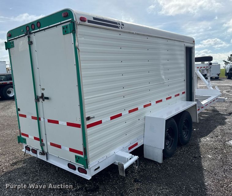 image for item EQ1454 1992 Kiefer enclosed cargo trailer