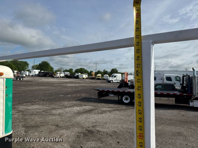 image for item EQ1454 1992 Kiefer enclosed cargo trailer