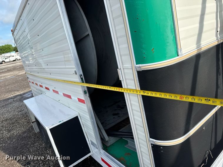 image for item EQ1454 1992 Kiefer enclosed cargo trailer